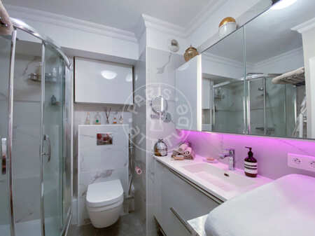 Badezimmer Möblierte wohnung - 62m²  - 2 Zimmer - Courbevoie